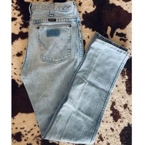 Wrangler straight leg jeans